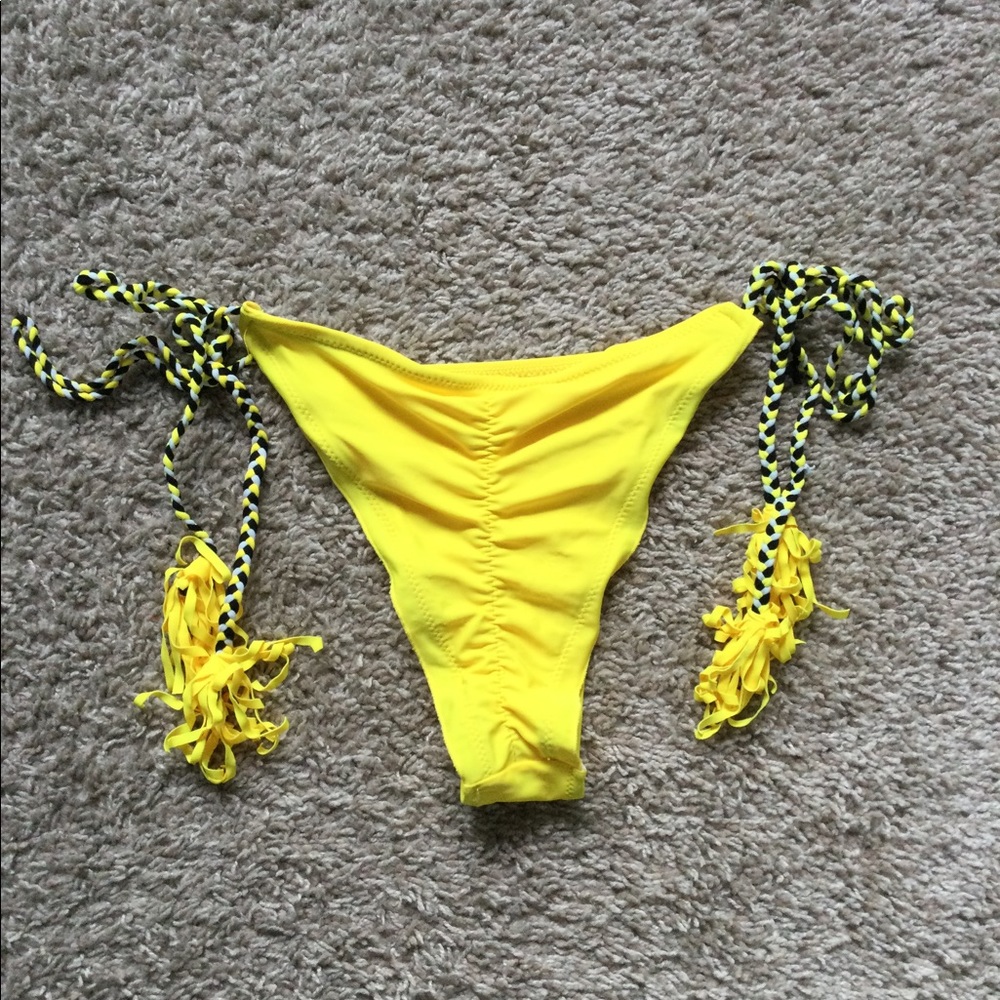 π₯π₯HOST PICπ₯π₯ SHEIN Yellow Frilly Bikini - Picture 9 of 16